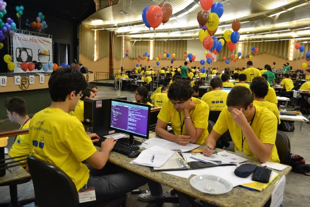 Equipe Berro Trypanossomático na final nacional em Londrina-PR.