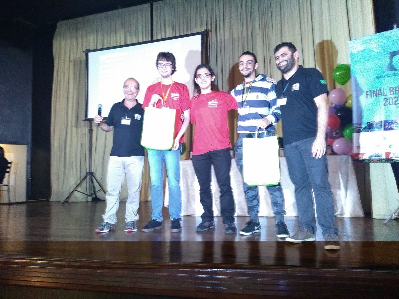 Prêmio "primeira vez que programaram juntos na vida".