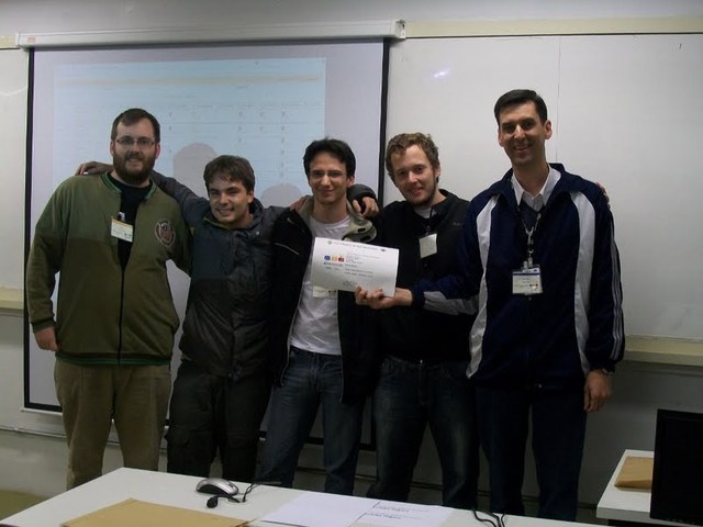 Equipe Grito da Trypanossoma na regional de 2010, na UTFPR.